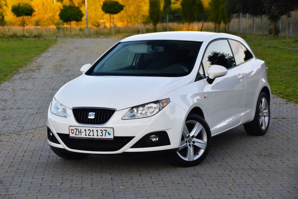 Seat Ibiza IV (2008-2017) SC 1.6 TDI CR Sport 2011