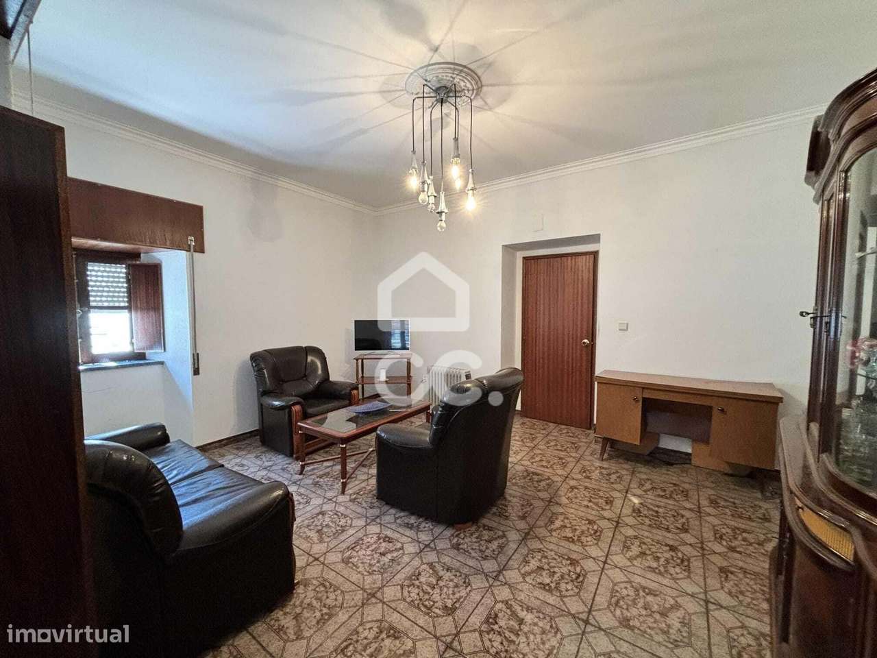 Moradia com 4 quartos no centro da cidade com garagem-19