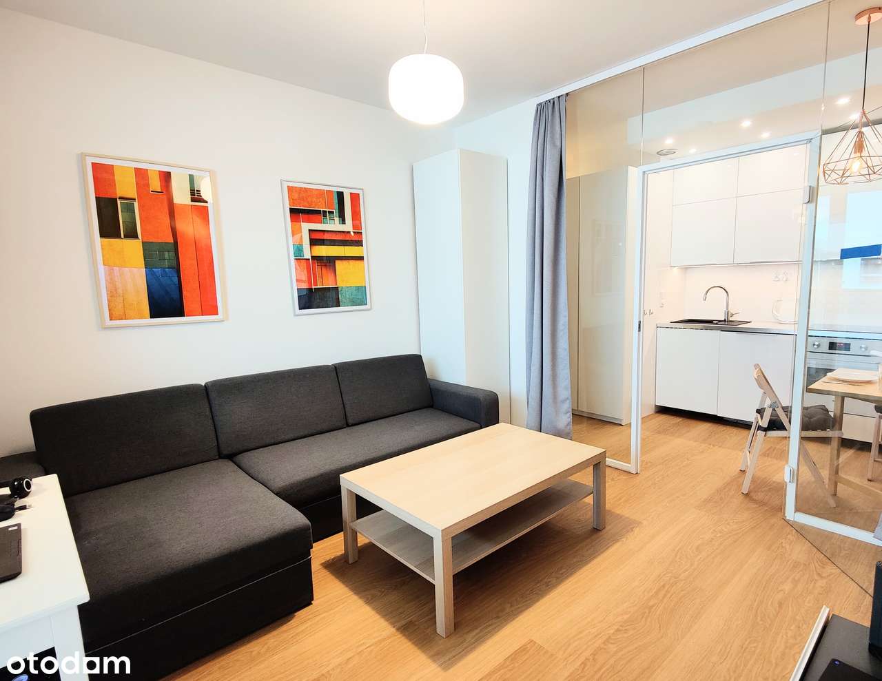 40m2, 2 niezal. pokoje, osobna kuchnia, logiia, cisza, ochrona, klima