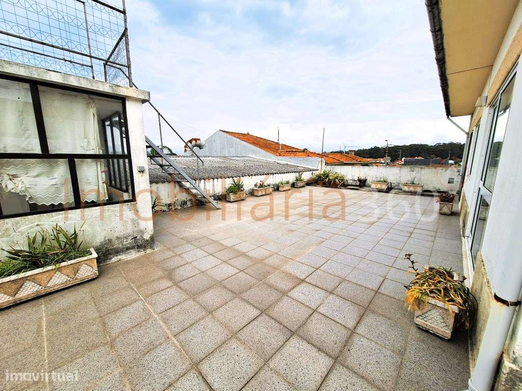 **Armazém para Venda - Oportunidade Única!**-20