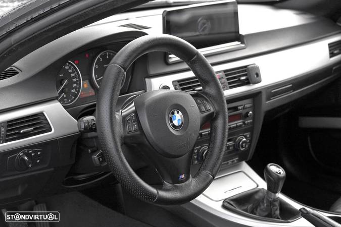 BMW 320 i - 8