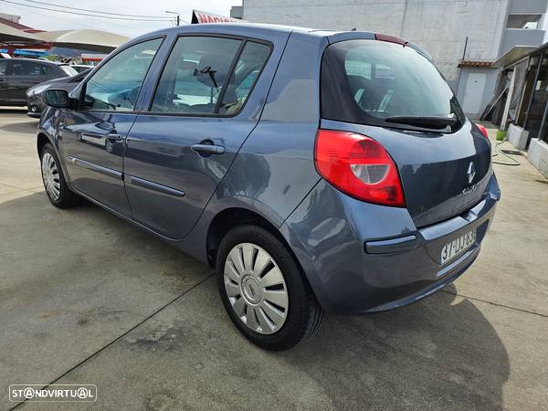 Renault Clio 1.5 dCi Dynamique - 14