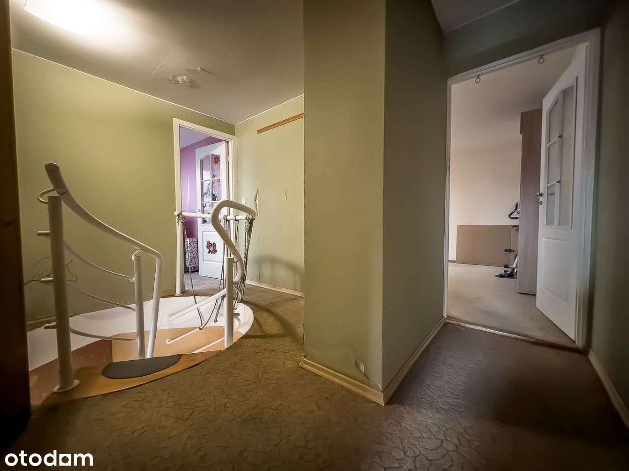 Słoneczne dwupoziomowe mieszkanie w centrum.-10