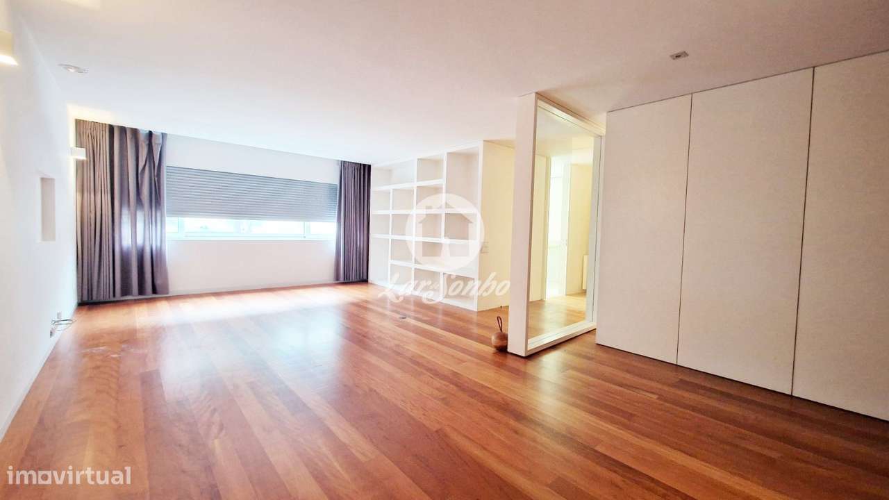 Apartamento T3 com Garagem no centro de Vila do Conde - Grande imagem: 2/27