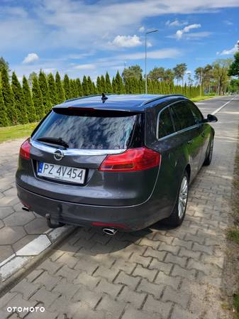 Opel Insignia 2.0 Turbo Sports Tourer 4x4 Automatik - 3