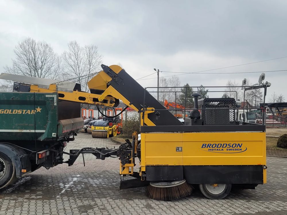 Broddson scandia 2500  zamiatarka elewatorowa broddway brodd son hd senior bardzo dobry stan 2018