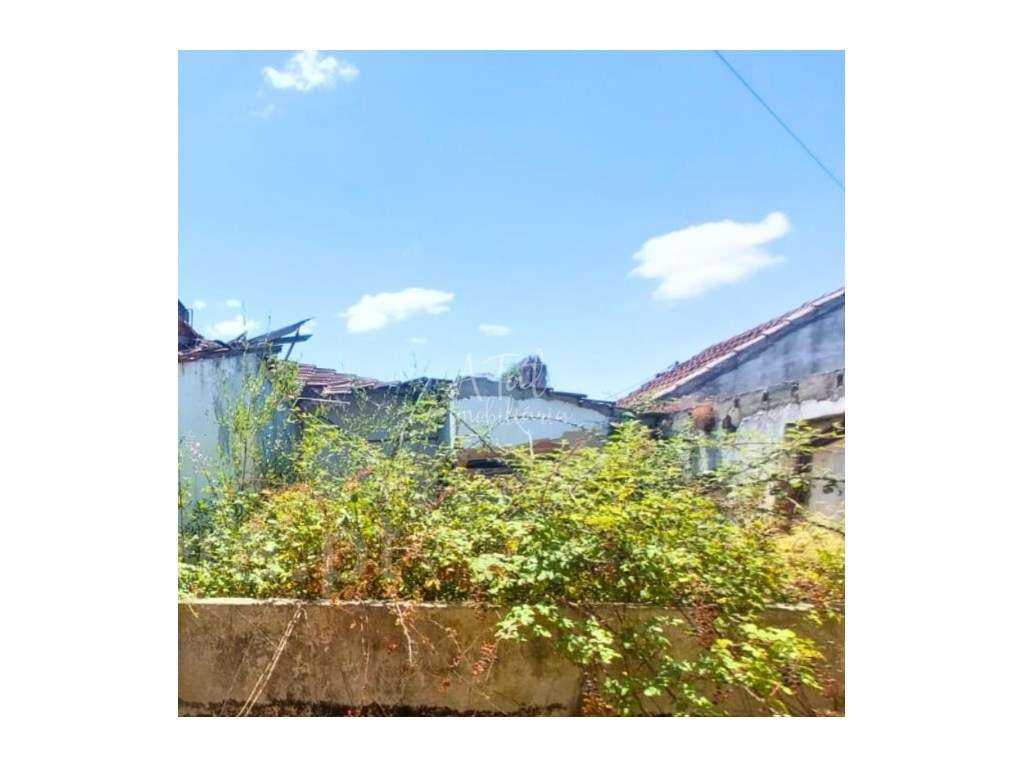 Moradia para Recuperar - Grande imagem: 5/9