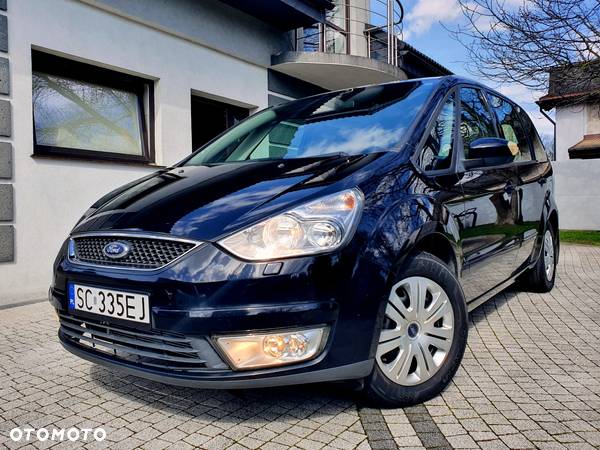 Ford Galaxy 2.0 Ambiente - 16