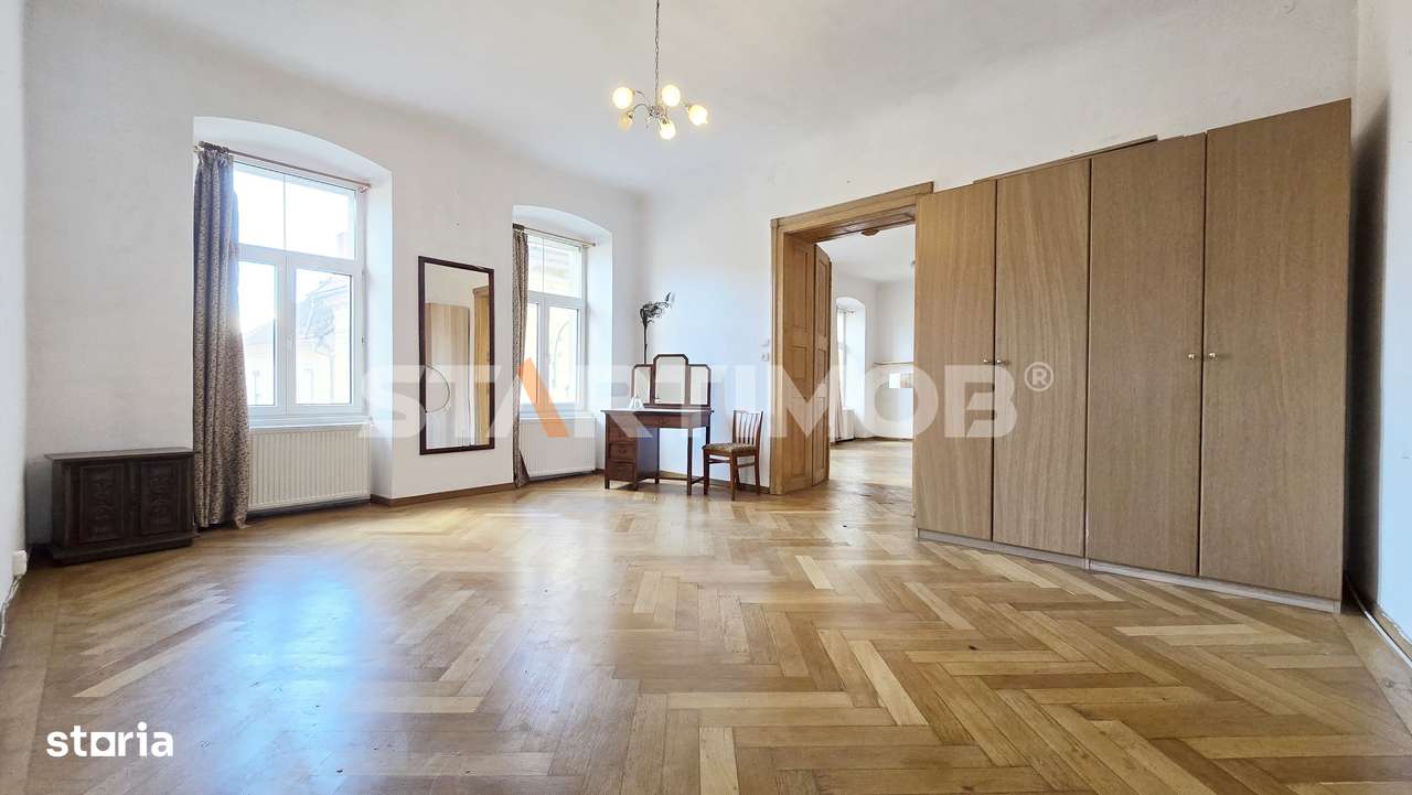 REZERVAT  : Apartament Centru Istoric zona Bisericii Negre - Imagine principală: 2/20