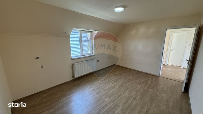CUMPARA ACUM CU COMISION ZERO casa de vânzare în zona linistita-19
