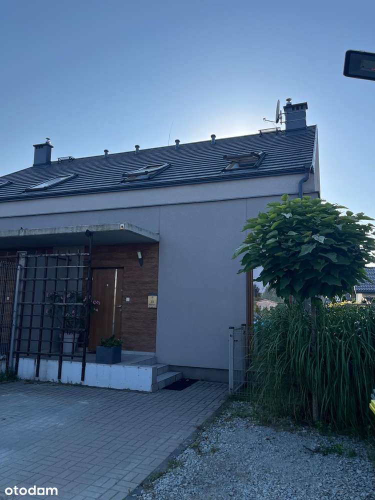 Sprzedam dom w zabudowie bliźniaczej Krzyków-13