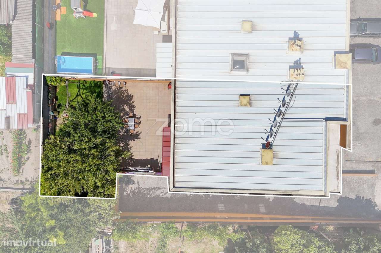 Apartamento T3 com terraço e lugar de garagem-34