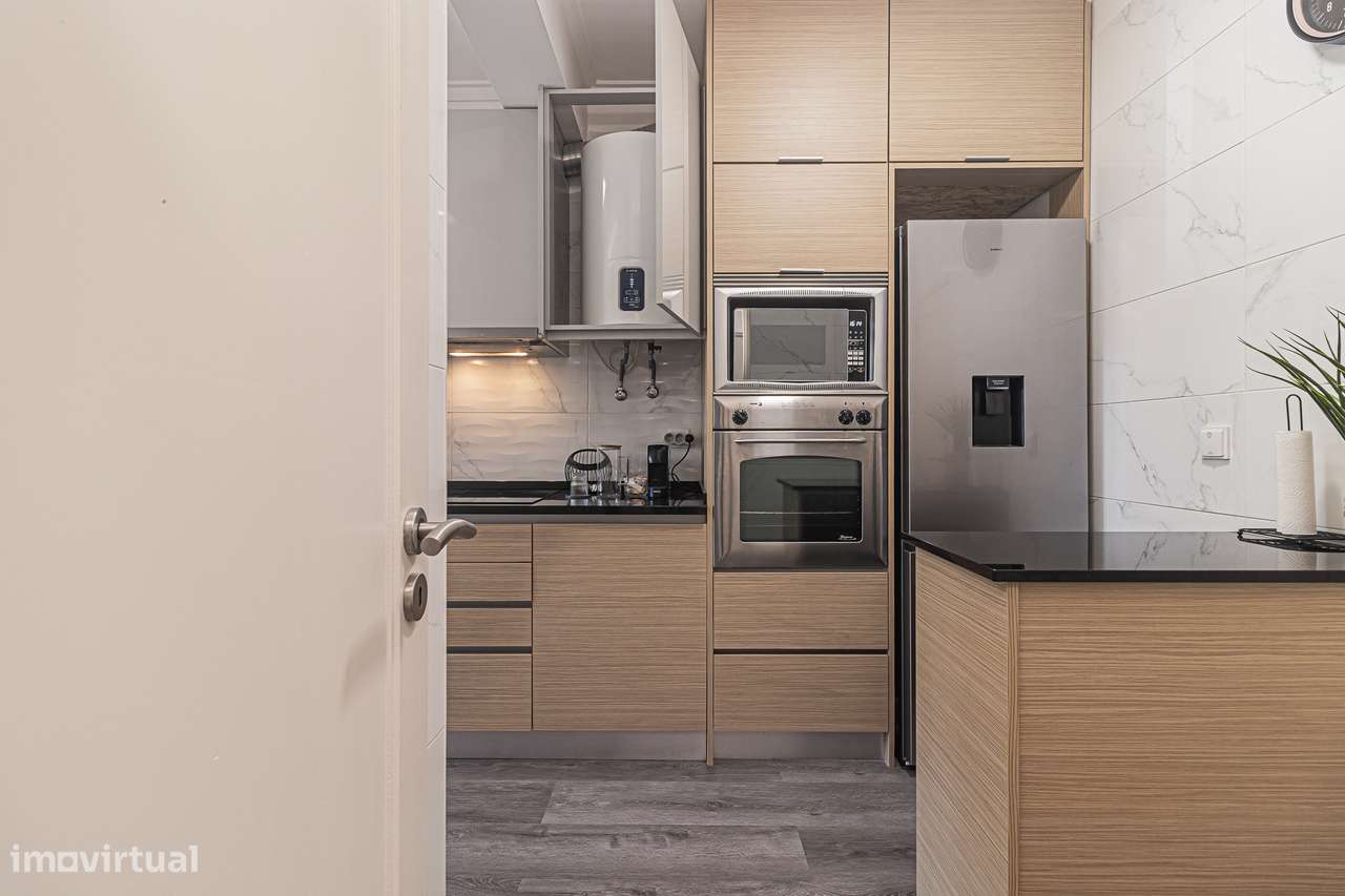 Apartamento T2 remodelado num RC na Marisol-20