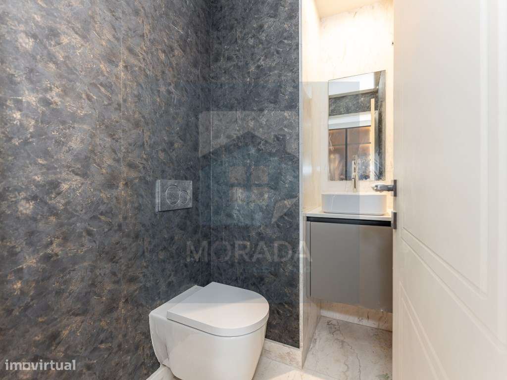 APARTAMENTO PORTO T3|| COM VISTAS RIO E MAR-33