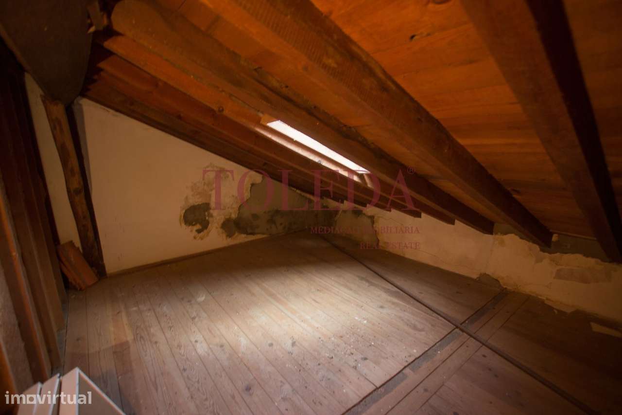 Moradia 3 Pisos 10 Divisões-21