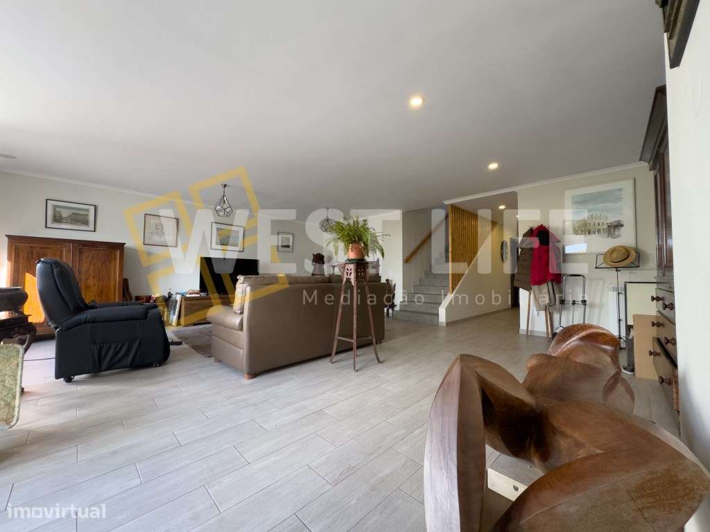 Moradia T4 com vista Mar - centro de Santa Cruz - Torres Vedras - Grande imagem: 4/25