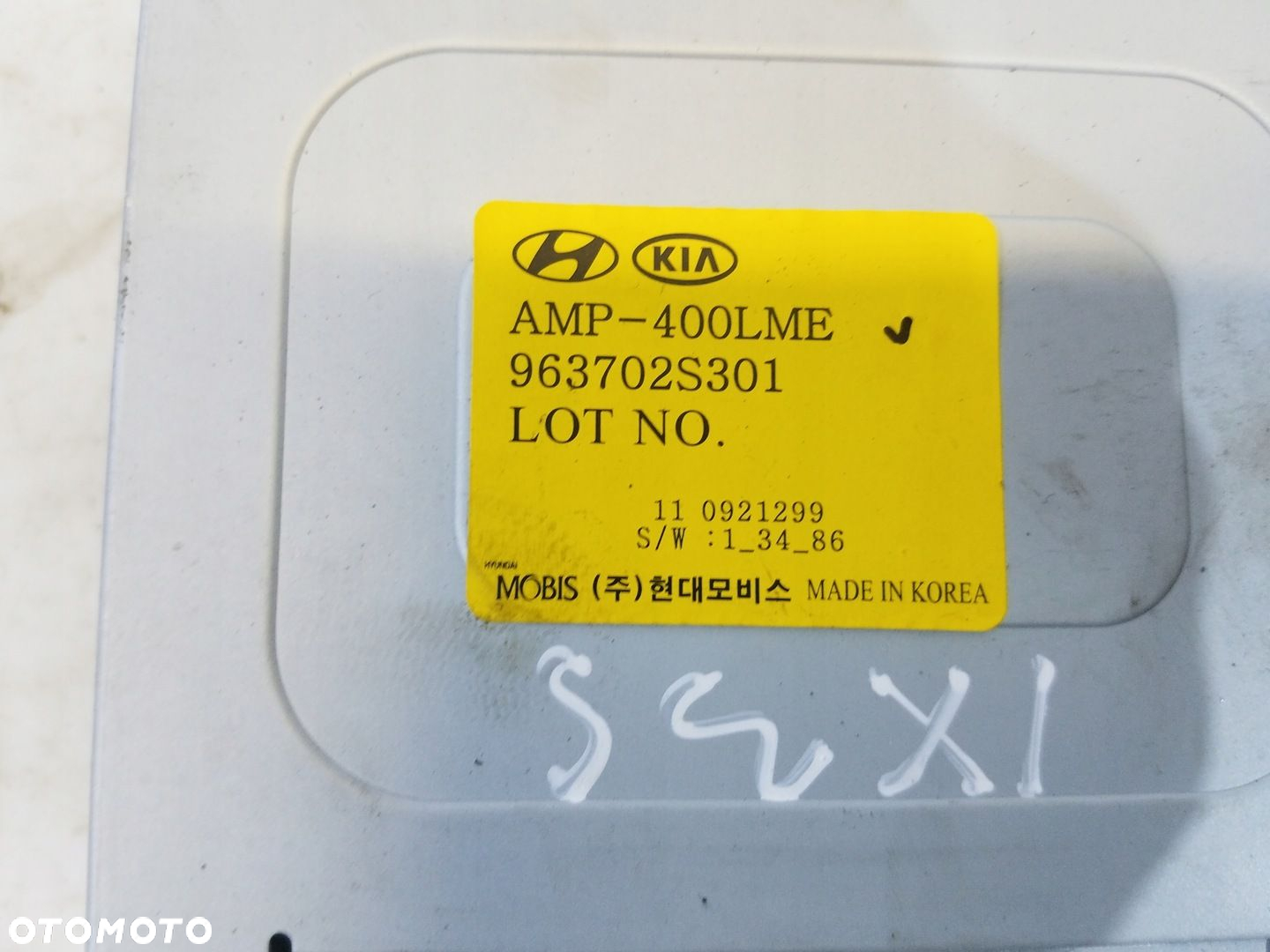 WZMACNIACZ HYUNDAI IX35 963702S301 AMP-400LME - 3