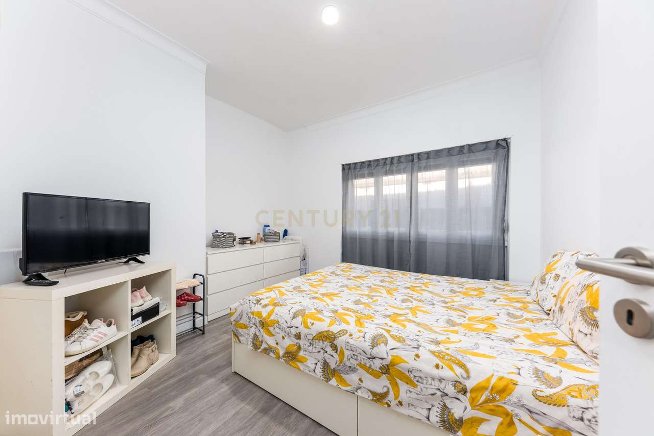 Apartamento T1 em Santo António da Caparica-8