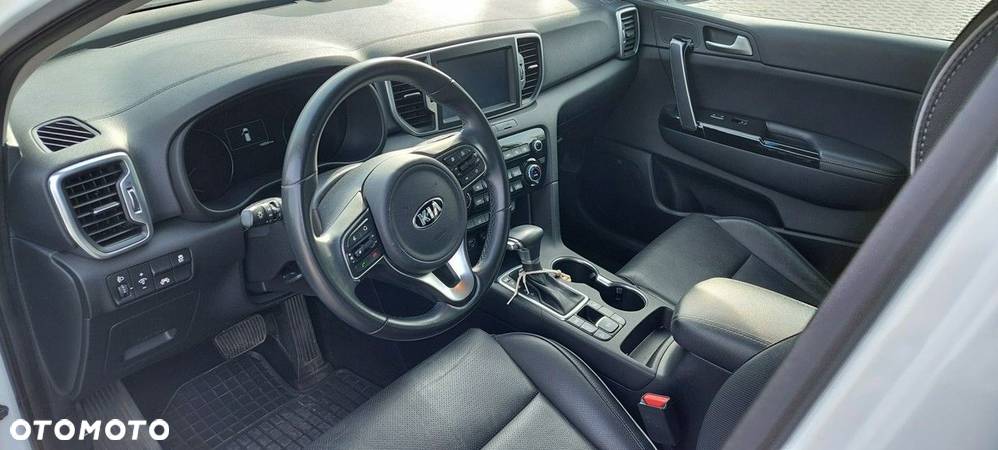 Kia Sportage - 10