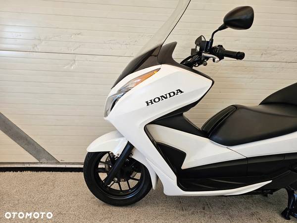 Honda NSS - 6