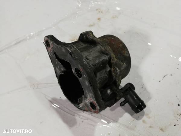 Pompa vacuum Renault Trafic / Opel Vivaro / Nissan Primastar 1.9 DCI EURO 4 An 2006 2007 2008 2009 - 4