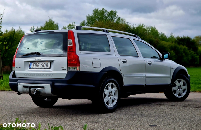 Volvo XC 70 - 3