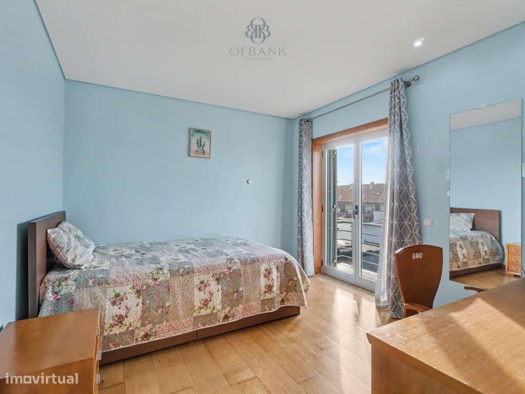 Moradia V3 no Mindelo - Conforto, espaço e eficiência num só lar-21