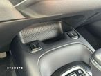 Toyota Corolla 1.8 Hybrid Touring Sports Comfort - 16