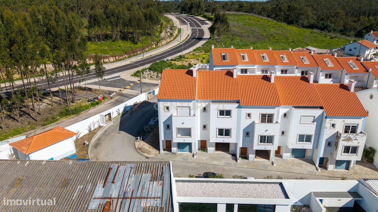 Moradias Condomínio fechado Belas Garden  T2+1 e T3+1-24