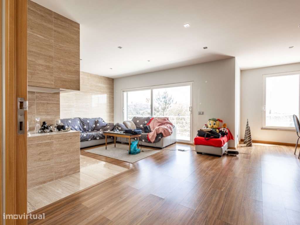 Moradia M6 com Garagem, Buarcos, Figueira da Foz-9