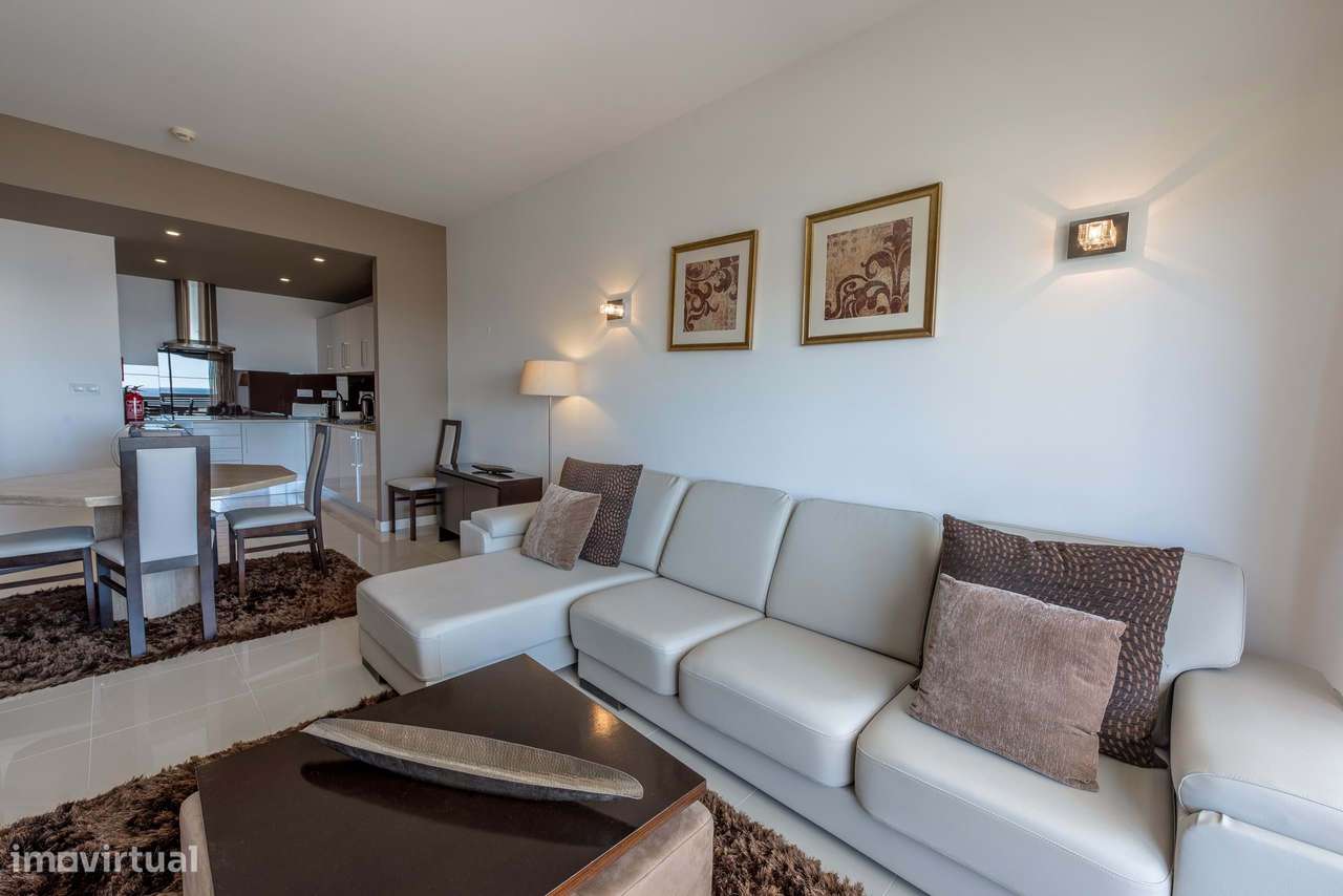 Apartamento de 2 quartos com vistas espetaculares para o mar-12