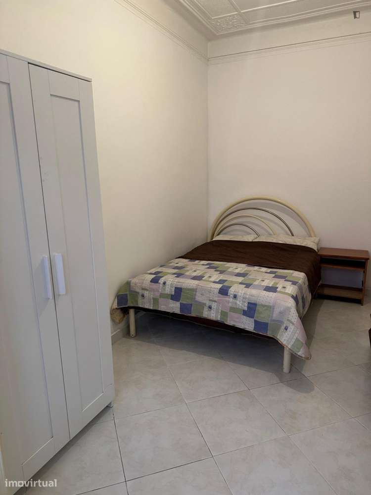 Quarto - localizado em Alameda Lisbon - Grande imagem: 3/10