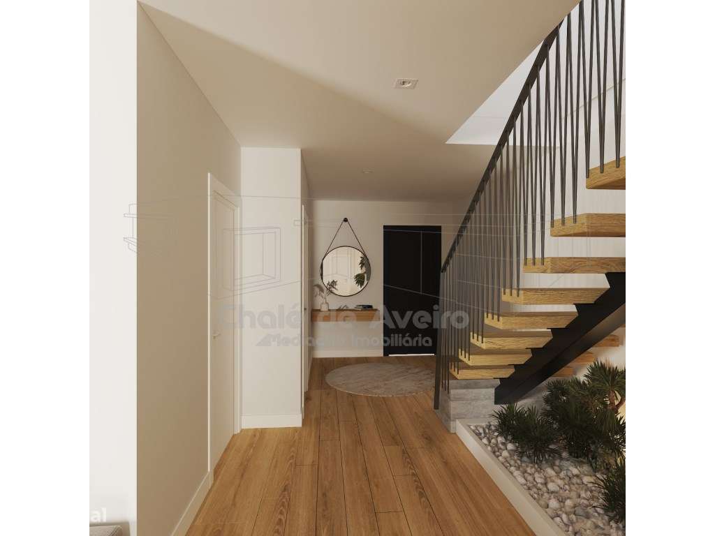 Moradia Geminada T3 com Anexos e Jardim -Aradas-23