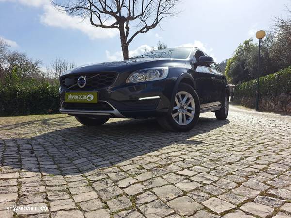 Volvo V60 Cross Country 2.0 D3 Pro - 5