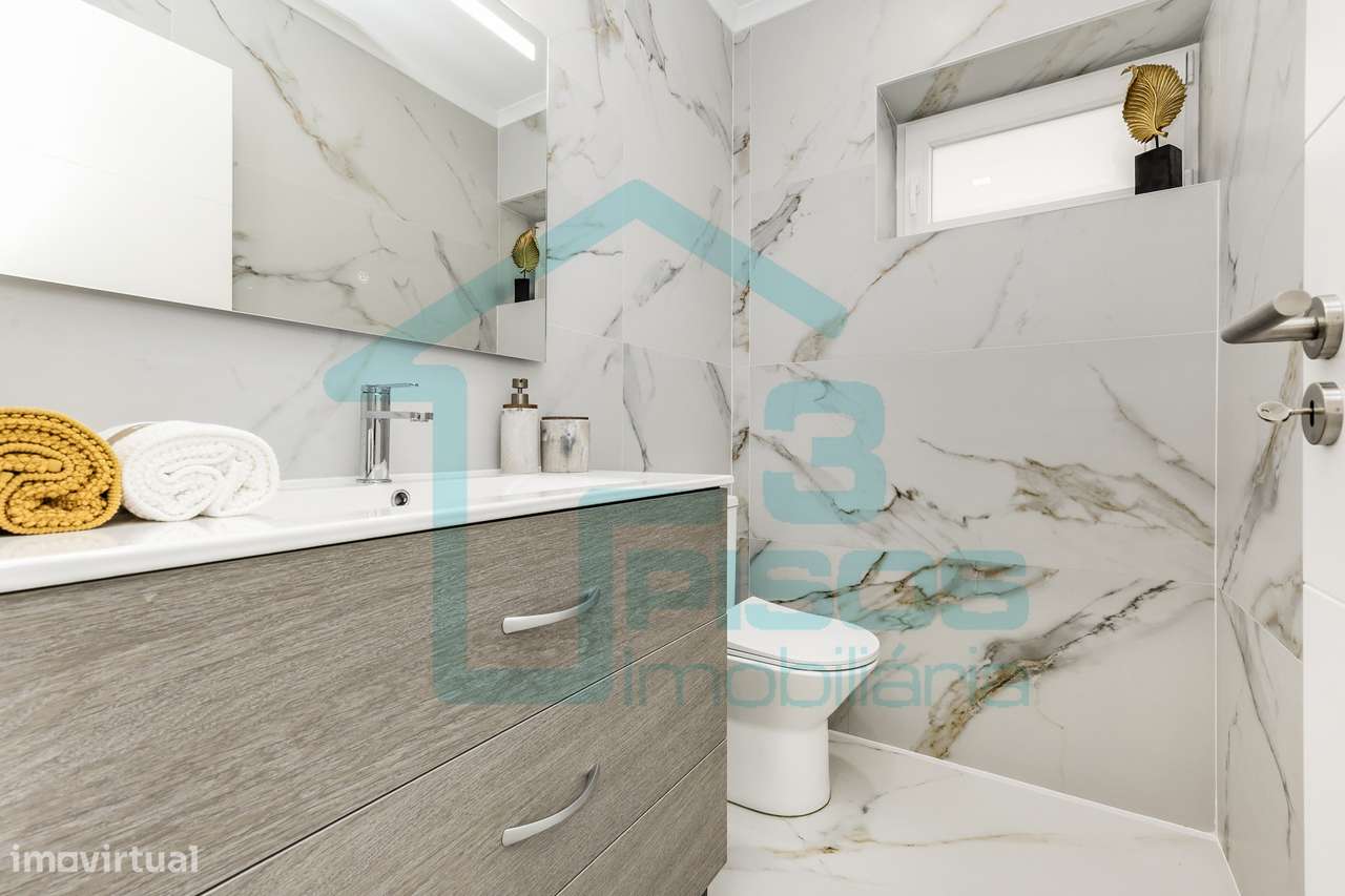 Moradia T4 isolada com terraço, jardim - Caxias - Oeiras-7