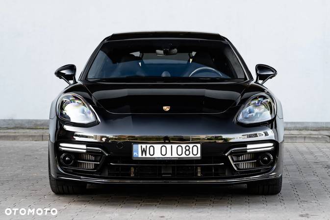 Porsche Panamera - 3