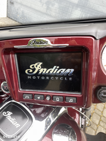Indian Roadmaster - 8