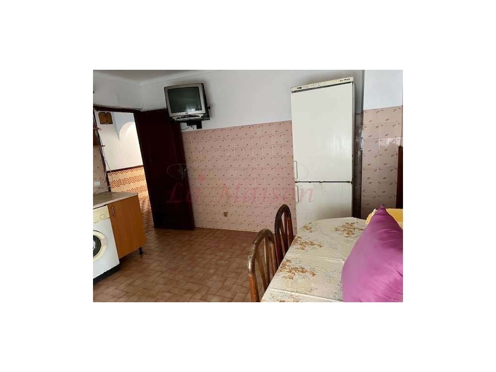 Moradia V5 Duplex em Famões-30