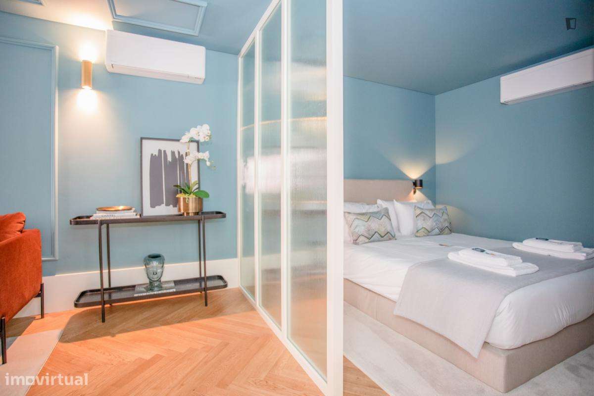 Estúdio - localizado em São Nicolau Porto - Grande imagem: 5/9