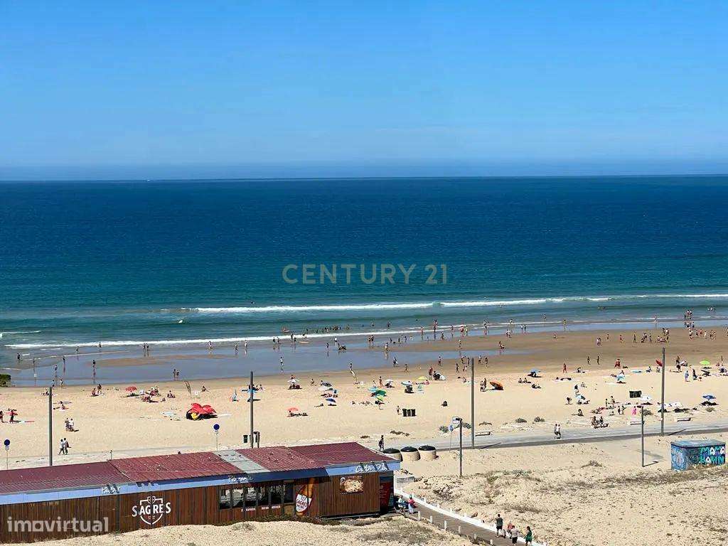 Apartamento T0 transformado em T1, remodelado, Costa da Caparica-16