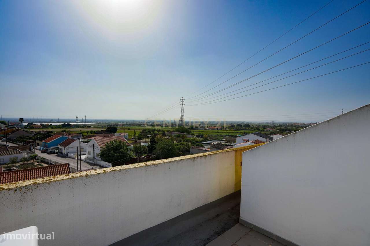 Apartamento T3 Excelentes áreas-34