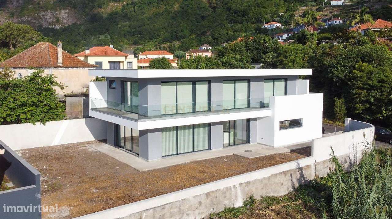 Moradia T3 moderna com vista deslumbrante para o mar - Grande imagem: 2/34