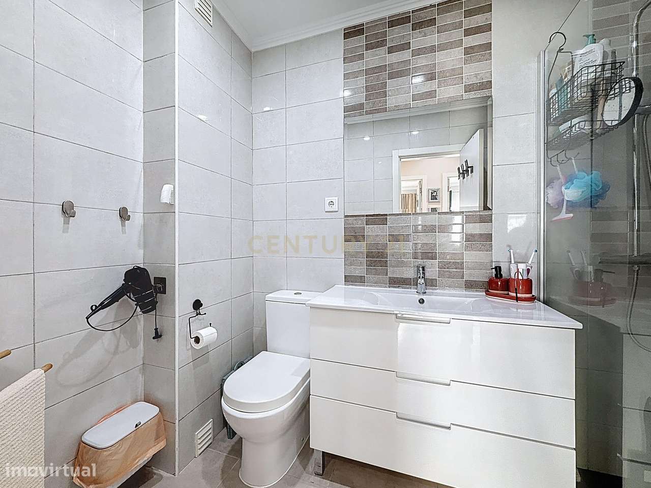 Apartamento T2 em Alto do Moinho, Corroios- Oportunidade Única!-11