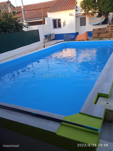 MORADIA T4 COM PISCINA TOTALMENTE REMODELADA - CANHESTROS-6