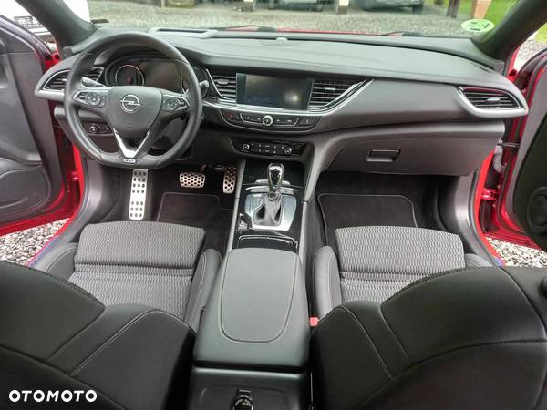 Opel Insignia 2.0 CDTI 4x4 GSi S&S - 25