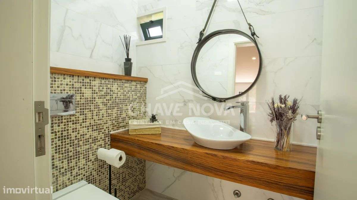 Moradia T4 com Vista Mar em São Félix da Marinha-15