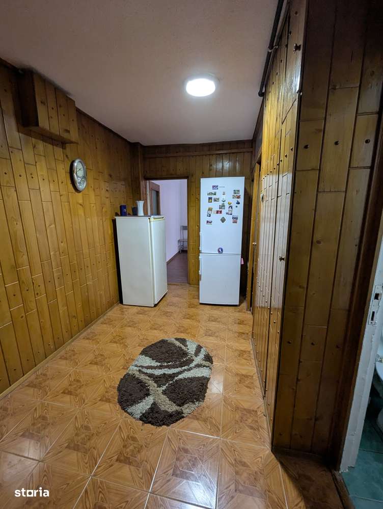 Apartament cu 3 camere și vedere panoramică în Astra-4