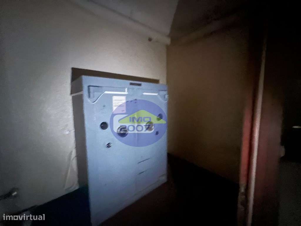 Loja em São Paio de Oleiros-19