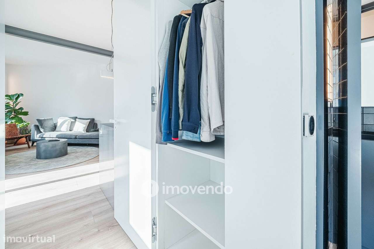 Apartamento T2 com cozinha equipada e mobilado, nas Amoreiras-20