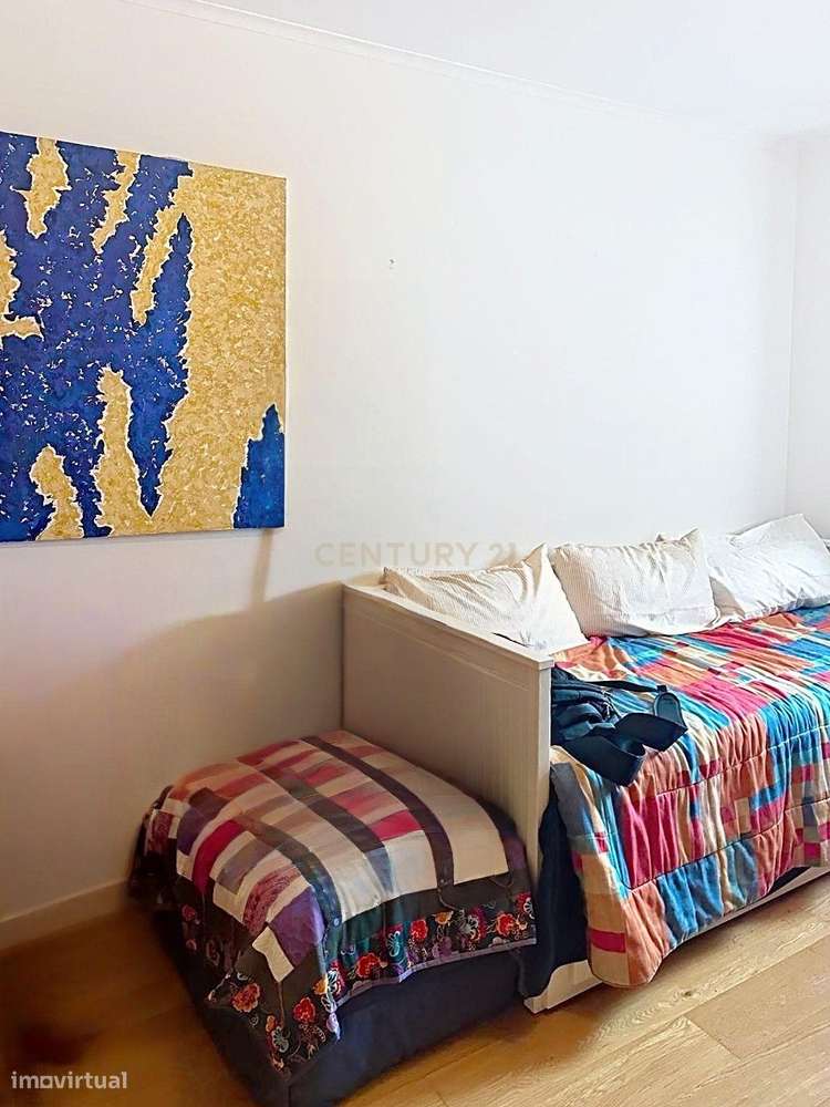 Apartamento T2 com Vista Panorâmica em Beato, com vigilância no condôm-12